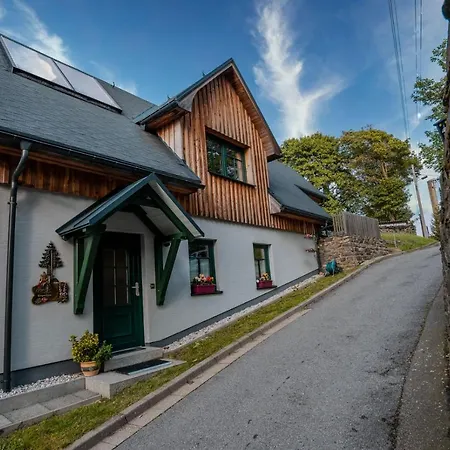 Spielzeughof Apartment *